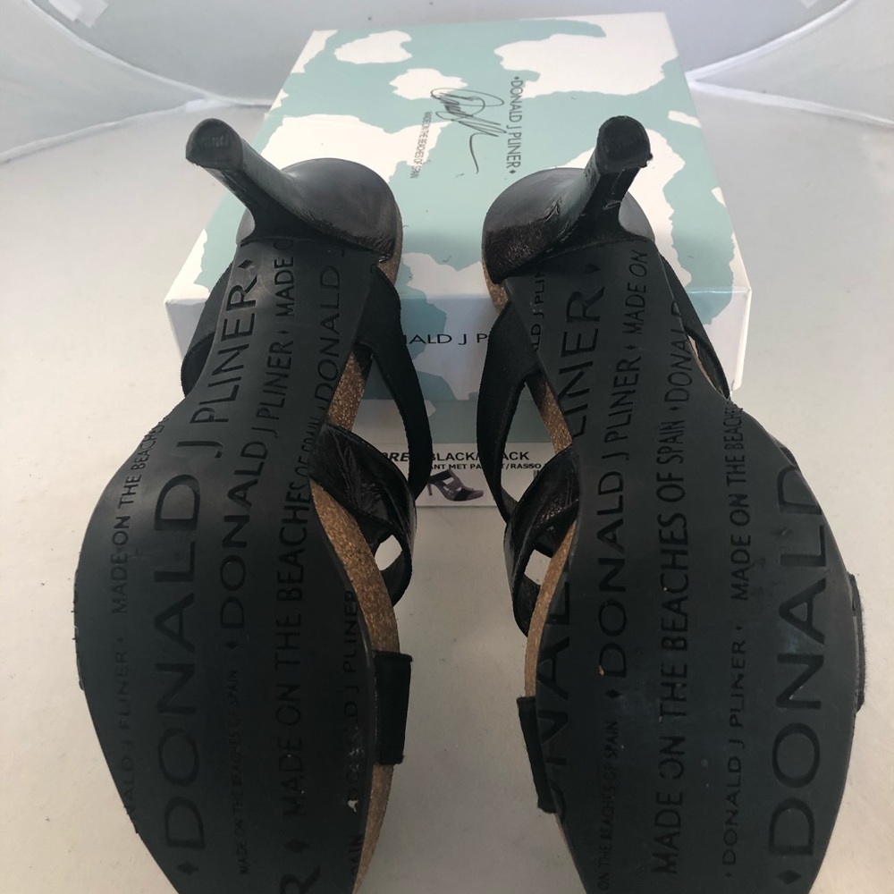 Black Patent And Fabric Platform Slides Size 8.5 - image 5